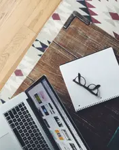 Computer and workspace